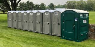 Best Portable Restroom Maintenance and Cleaning  in Glendale, WI