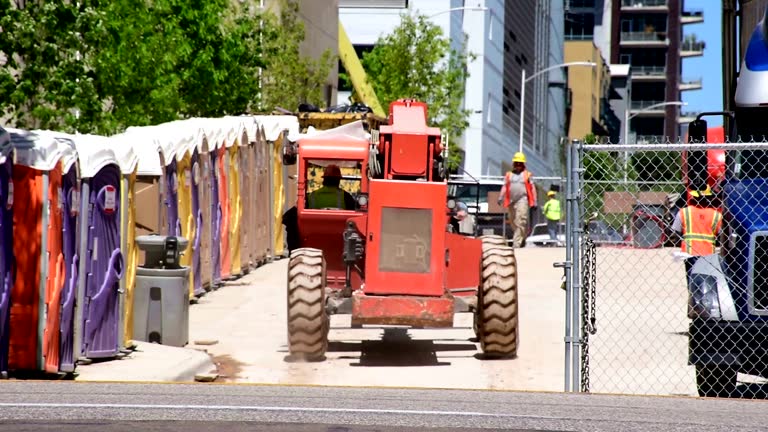 Best Construction Site Portable Toilets  in Glendale, WI